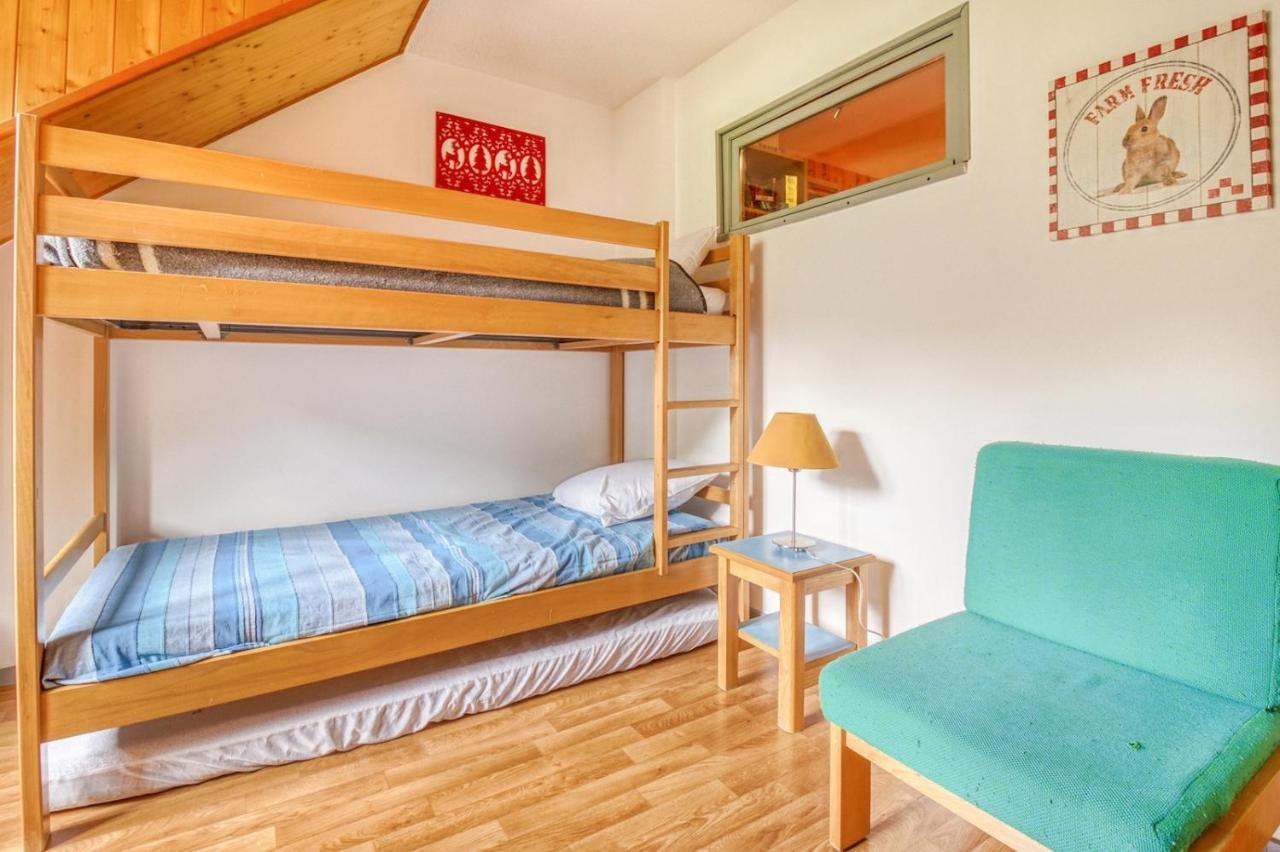 Appartement pour 8 personnes au pied des montagnes Génos Extérieur photo